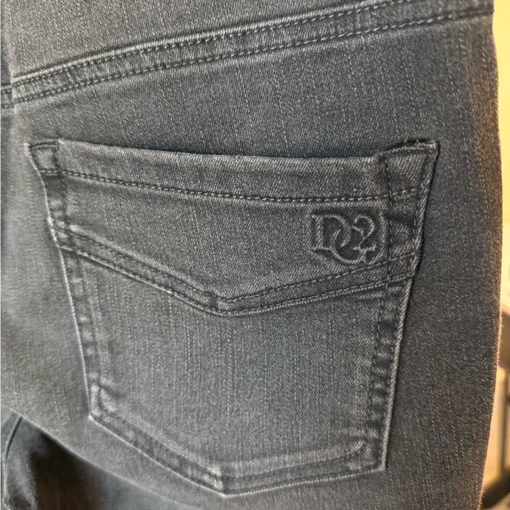 DG2 by Diane Gilman Black Charcoal Flare Jeans - Picture 11 of 11